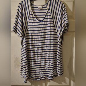 Agnes & Dora Blue and White Striped V-Neck Short Sleeve Top